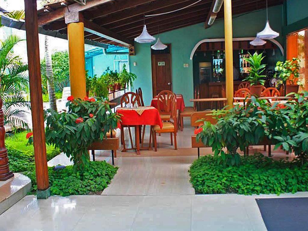 Hotel & Suites La Posada De Lobo Iquitos Bagian luar foto